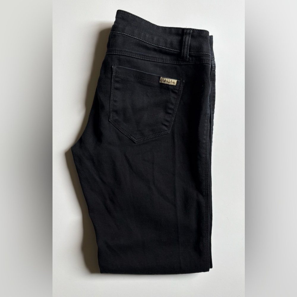 Black Reflex Premium Jeans, 32.5” waist, straight leg, low rise, skinny fit